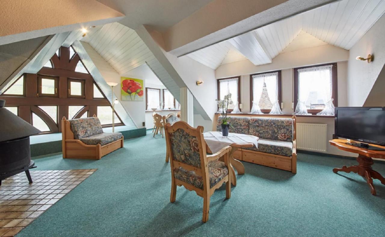 Gaestehaus Zur Traube Reil Ngoại thất bức ảnh